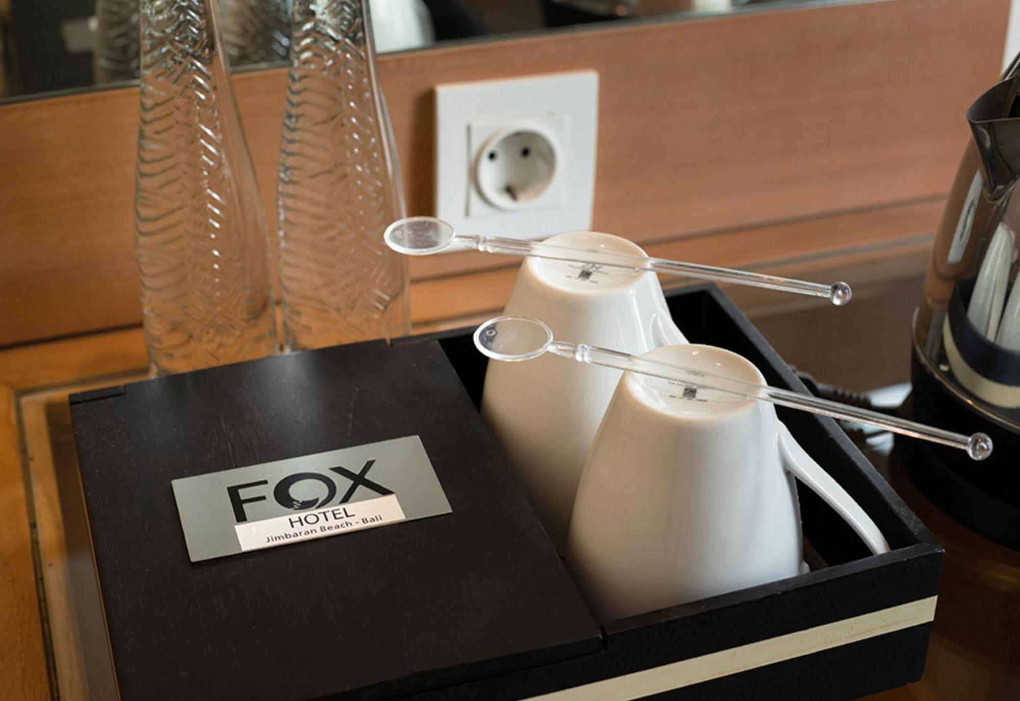 Fox ホテル ジンバラン ビーチ エクステリア 写真